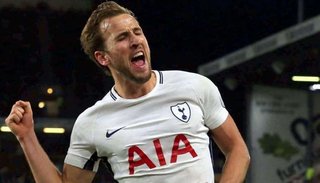 Harry Kane superó a Messi