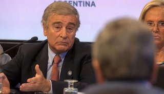 El Gobierno sugirió que el ARA San Juan se hundió por "fallas humanas"