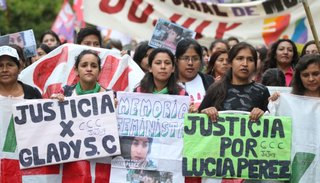 Paro y marcha contra la "justicia patriarcal"