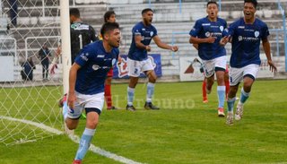 Gimnasia viajó a Resistencia con algo de dinero