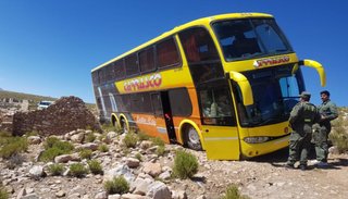 Secuestran un colectivo que ingresó al país por un paso no habilitado