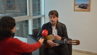 VÍDEO. "El folclore fue mi escuela, me enseñó a cantar, a pararme en un escenario"