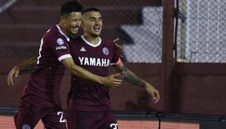 Lanús terminó el año con una sonrisa
