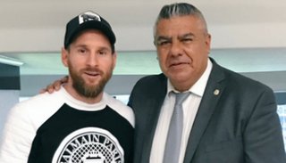 Tapia proyecta la Selección 2019 con Messi y Scaloni