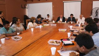 Cuarto intermedio en la negociación salarial