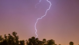 El Galpón: un trabajador rural falleció al recibir una fuerte descarga durante la tormenta
