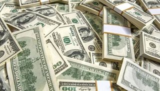 Dólar: trepa 53 centavos y sube el riesgo país