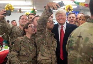 Visita sorpresa de Trump a tropas en Irak