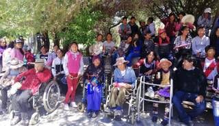 Visita a hogar de ancianos