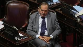 Un juez porteño se declaró incompetente para investigar a Alperovich: envió la causa por violación a Tucumán