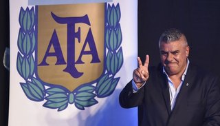 AFA aprobó la posibilidad de doble reelección. Tapia podría ser presidente hasta 2029