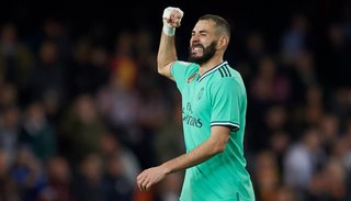 Real Madrid sufrió pero se mantuvo en lo más alto