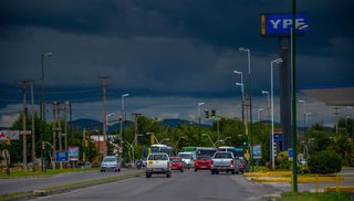 Emiten un alerta por tormentas fuertes para el este de Salta