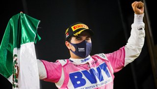 Checo Pérez logró un triunfo histórico
