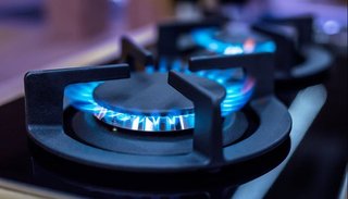 Extienden el congelamiento de las tarifas de luz y gas hasta marzo