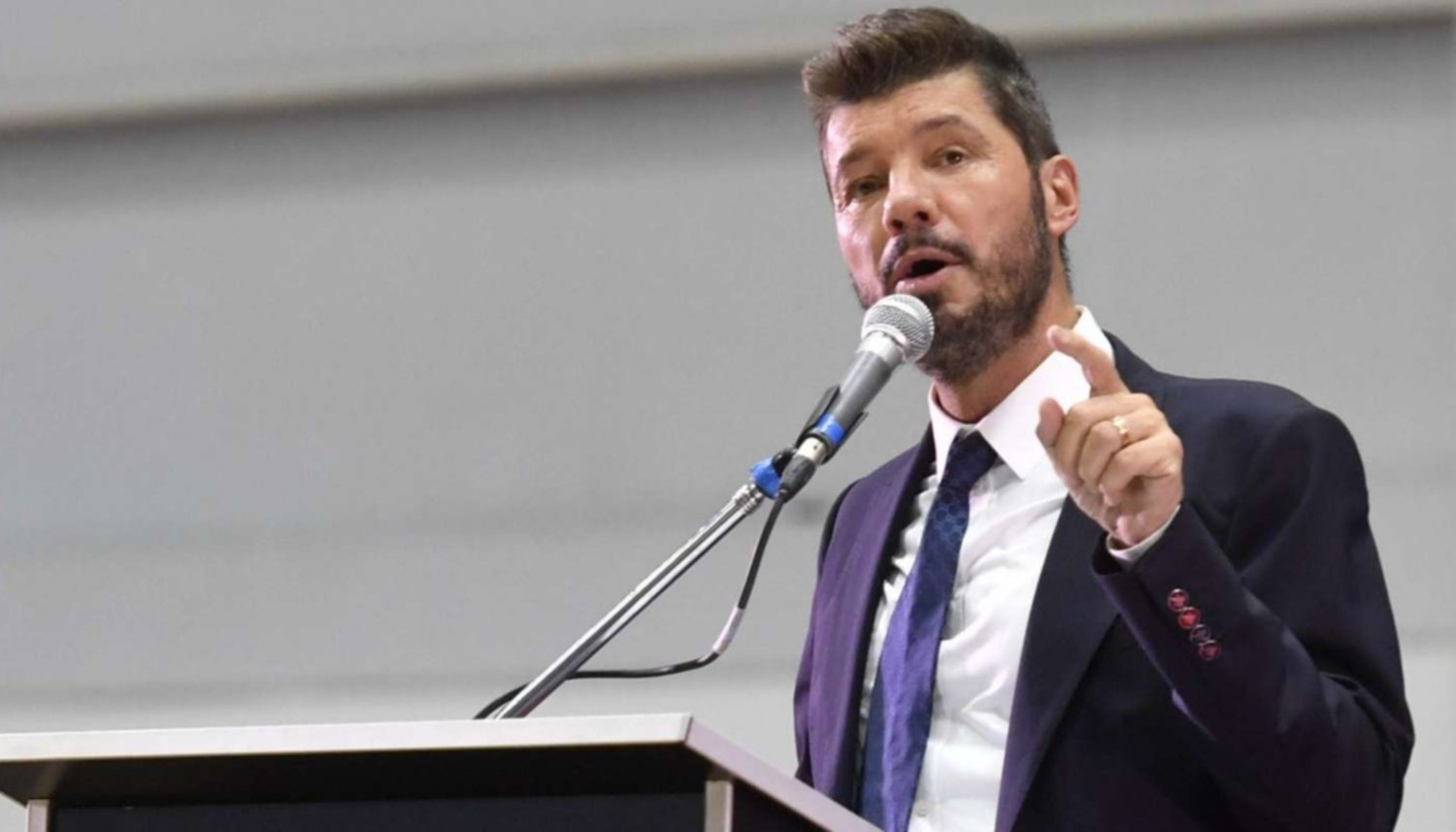 Tinelli denunció que un grupo de dirigentes lo quiere afuera de la Liga Profesional