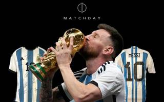Messi donó una camieta firmada por todo el plantel para el Hospital Fernández