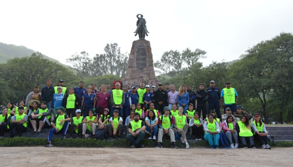 Reforestación del cerro 20 de Febrero